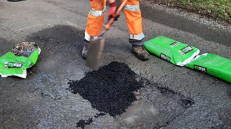 Repair of a pothole