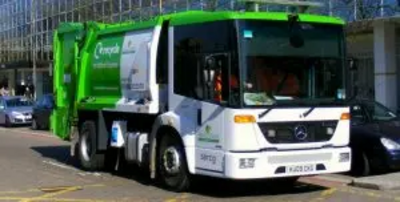 org.uk/files/2018/01/SERCO-Refuse-Truck-300x152.jpg